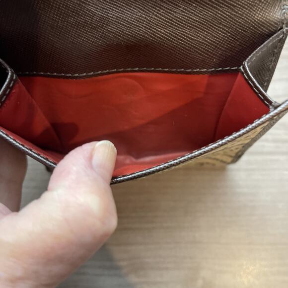 Vintg.Dooney &Bourke Square Canvas Leather Trim Brown DB Logo BiFold Wallet - Picture 8 of 10